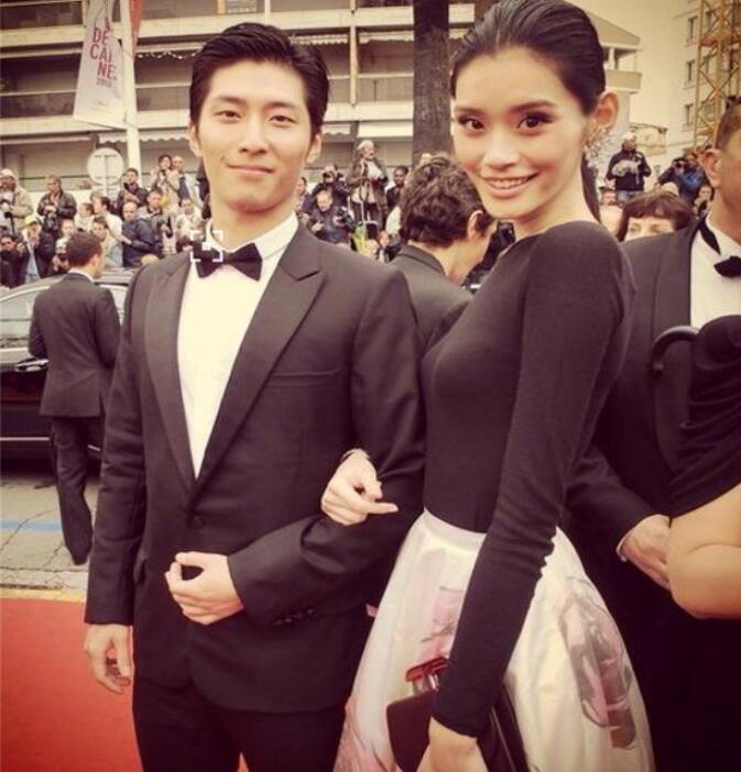 窦骁和何超莲怎么认识的(窦骁和何超莲什么时候认识的) 窦骁和何超莲怎么认识的(窦骁和何超莲什么时候认识的)