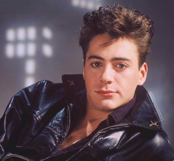 小罗伯特唐尼是近视眼吗(小罗伯特唐尼翻白眼)