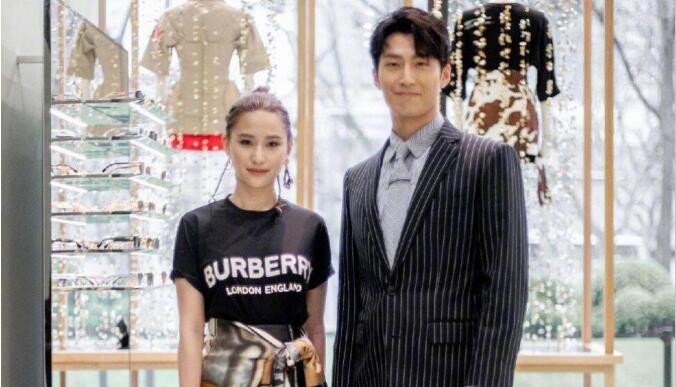 窦骁和何超莲怎么认识的(窦骁和何超莲什么时候认识的) 窦骁和何超莲怎么认识的(窦骁和何超莲什么时候认识的)