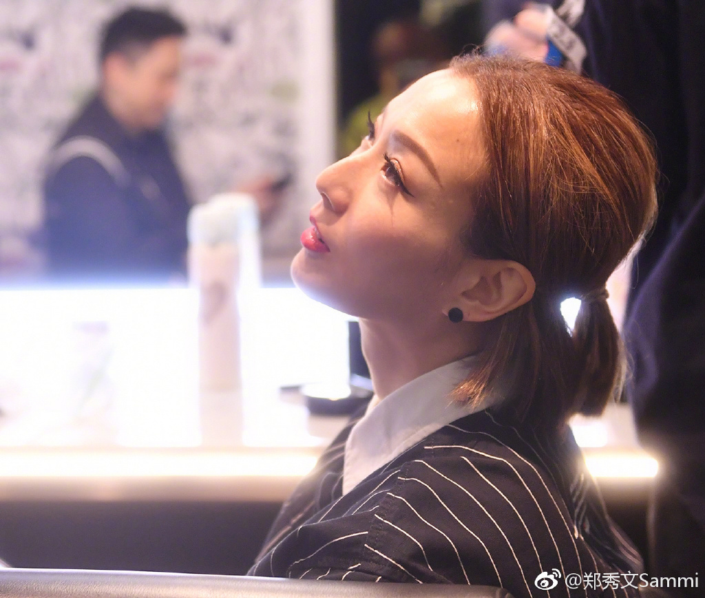 郑秀文现在过得怎么样(郑秀文为什么不红了)