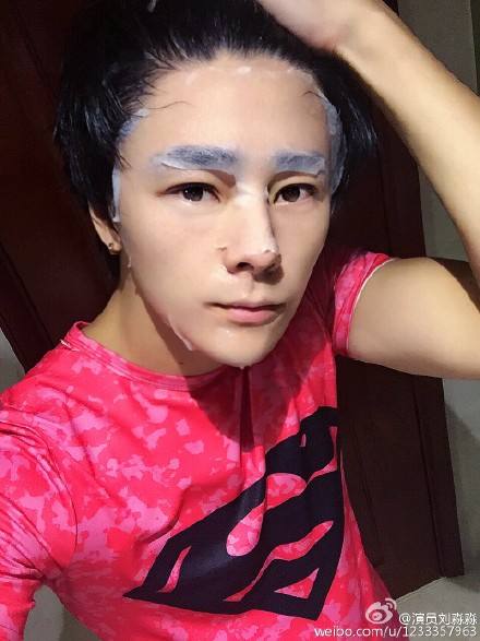 刘济恺整容前照片曝光(刘济恺微博)