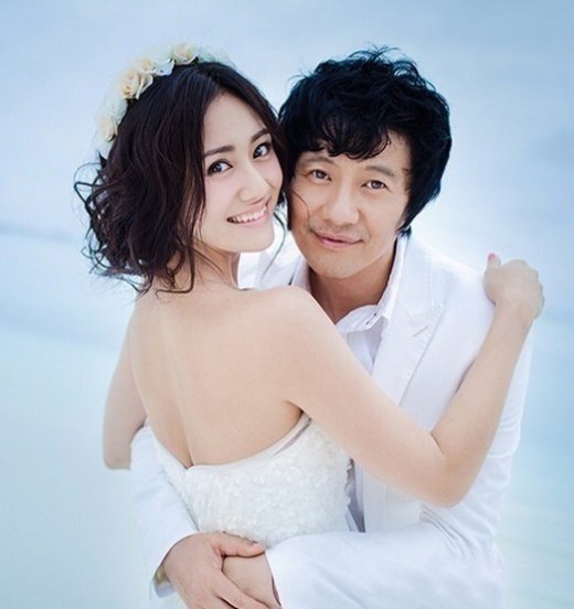 刘芸和郑钧怎么认识的?刘芸郑钧有几个孩子