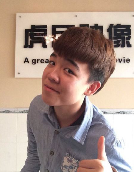 易虎臣家里出什么事了连学费都交不起 易虎臣家里出什么事了连学费都交不起