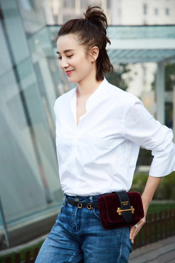 谢天笑录音棚说宋佳臭的海鲜梗是什么