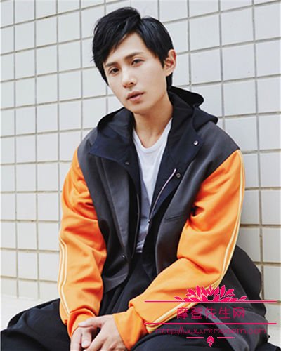 给夜华的配音演员是谁(太子夜华配音是谁)