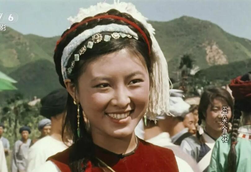 是谁害了杨丽坤她是怎么疯的(杨丽坤遭遇了什么)