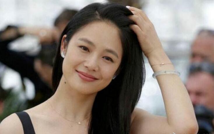 周韵是什么气质的女人(周韵很有魅力)