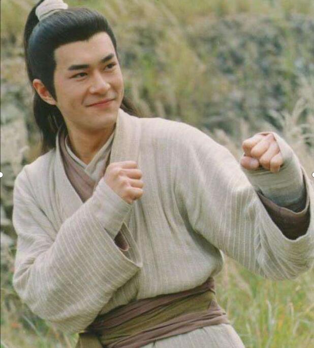 古天乐签名什么梗(为什么古天乐的签名这么长)