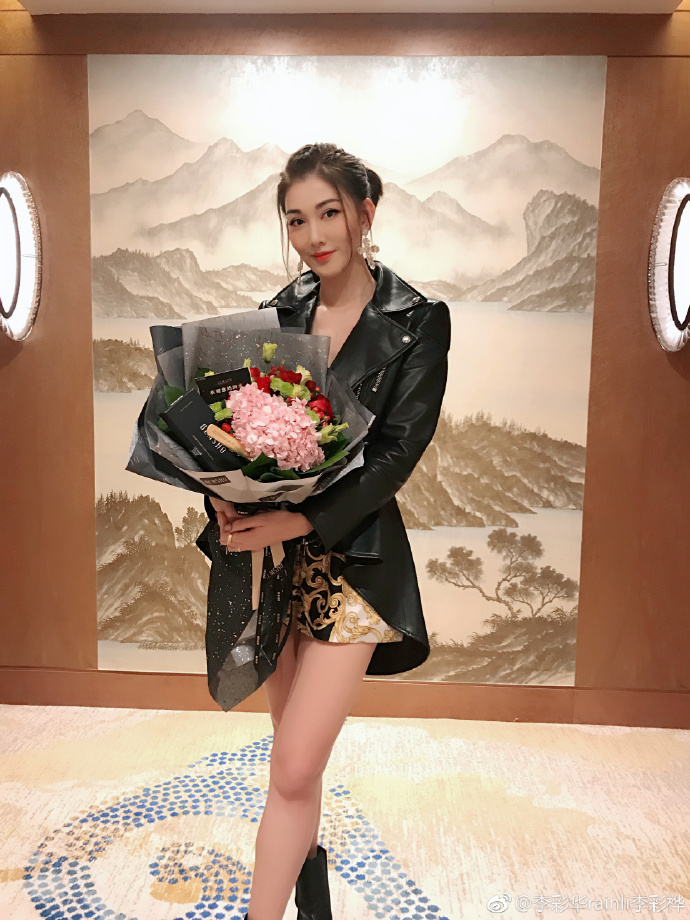 李彩桦为什么家里欠那么多外债