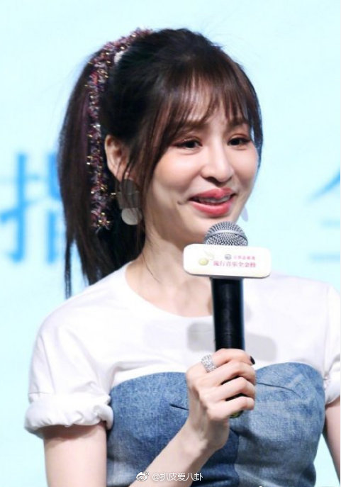 王心凌现在的样子照片恐怖(王心凌最近图片)