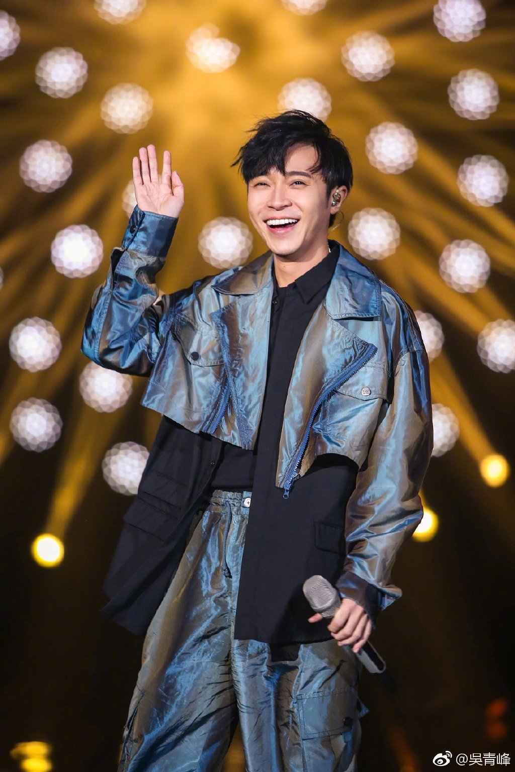 吴青峰为什么有英国血统(吴青峰为什么那么年轻)