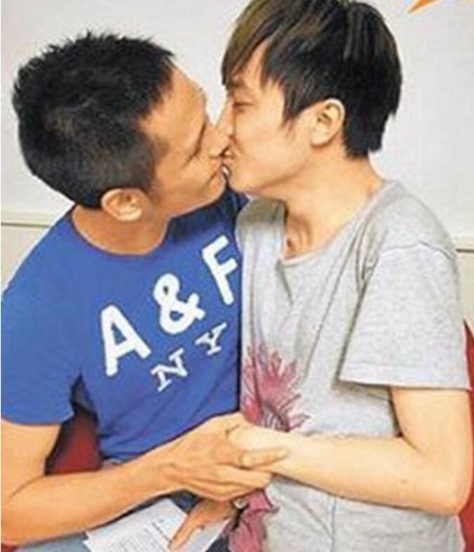 吴青峰为什么有英国血统(吴青峰为什么那么年轻)