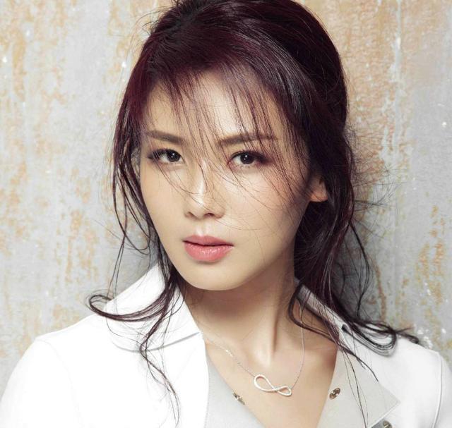 刘涛终于承认自己抛弃前夫李玮珉?李玮珉现