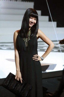 张咪的女儿洛伊现在的情况如何 张咪的女儿洛伊现在的情况如何