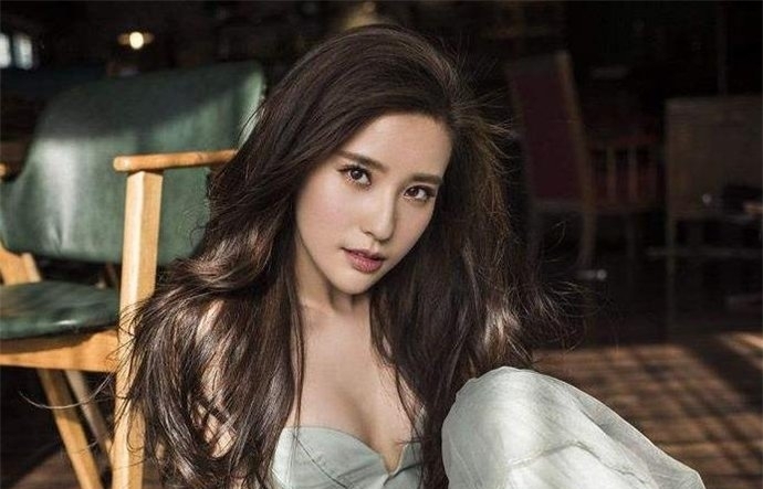 鲍天琦和佟丽娅是亲戚吗?鲍天琦为啥不红怎 鲍天琦和佟丽娅是亲戚吗?鲍天琦为啥不红怎