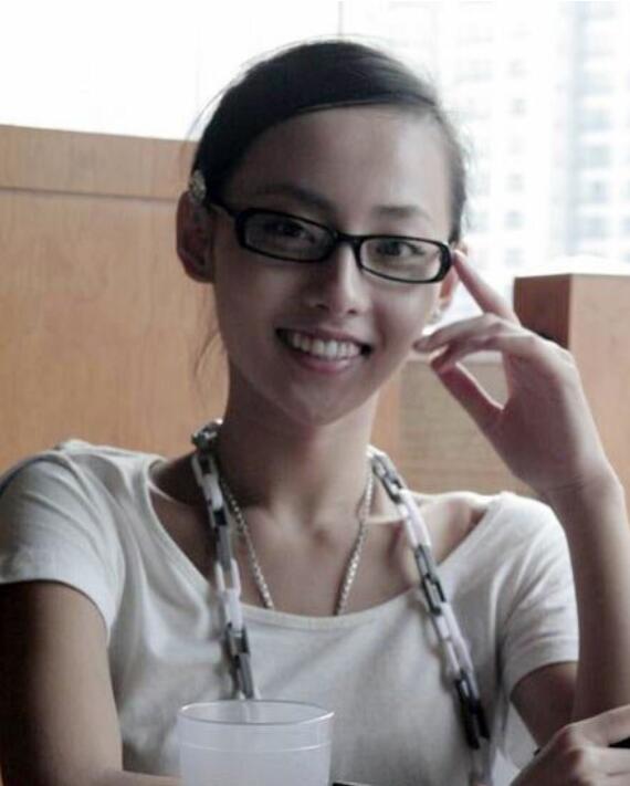 张嘉倪为什么叫张嘉儿(张嘉倪怎么了)