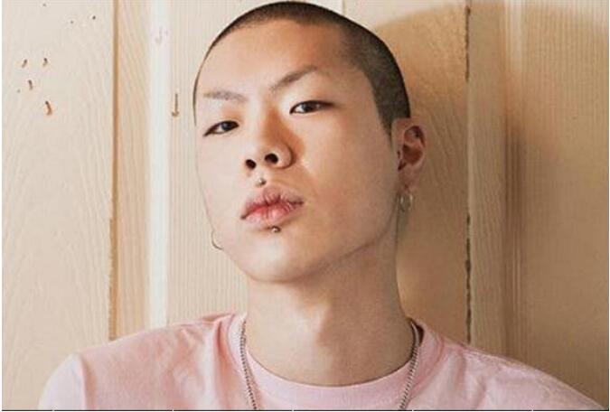 吴赫在哪个高中上的(李赫现在读初三)