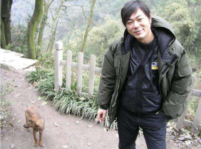 高亚麟年轻时照片(高亚麟长得像)