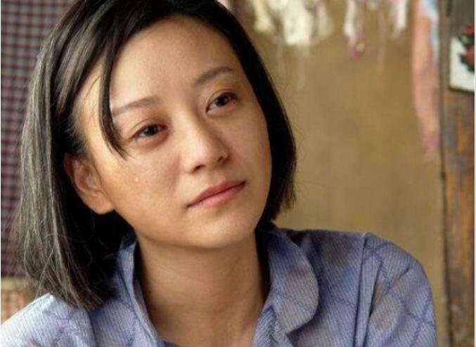 苗乙乙脸上是怎么有斑 苗乙乙脸上是怎么有斑