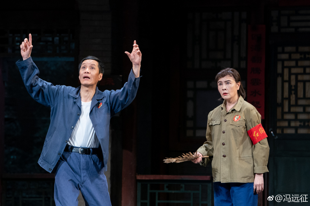 冯远征无故在饭馆被打真假(冯远征 被打)