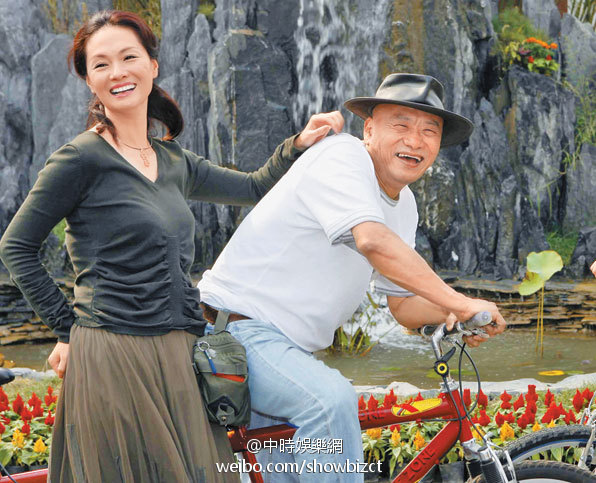 凌峰贺顺顺的现状是在青岛养老吗？凌峰和高