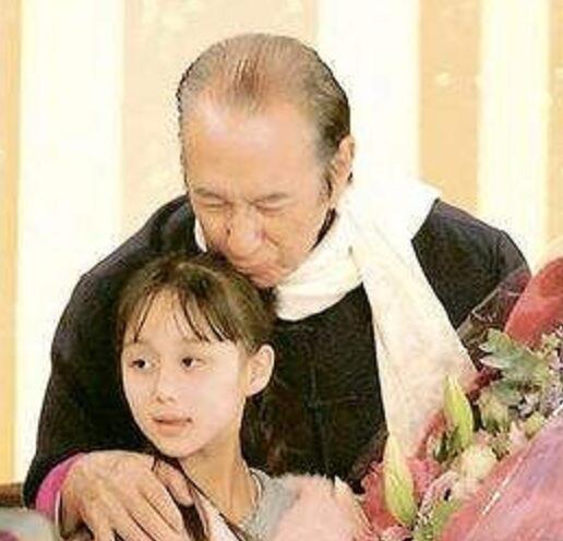 赌王为啥七十多岁那么大还生孩子？赌王多少