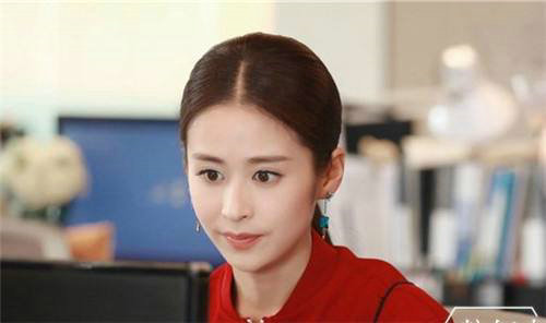 一粒红尘闵朗唱的那首歌叫什么名字?一粒红(一粒红尘明朗唱的歌是什么名字)