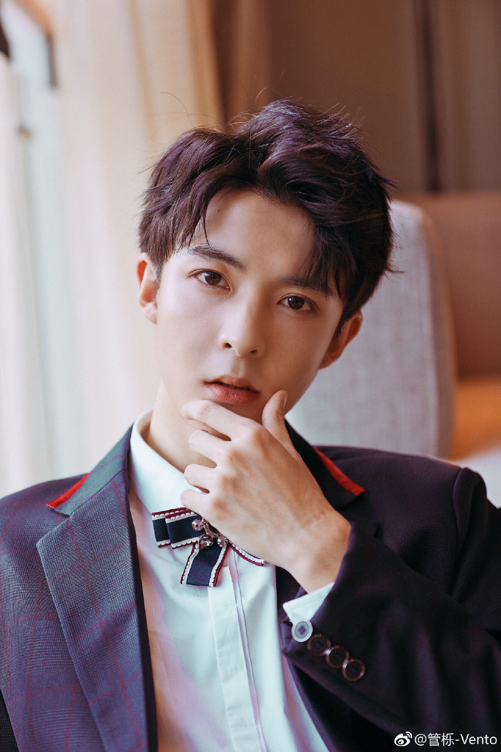 管栎整过容吗他什么经纪公司的?管栎怎么不