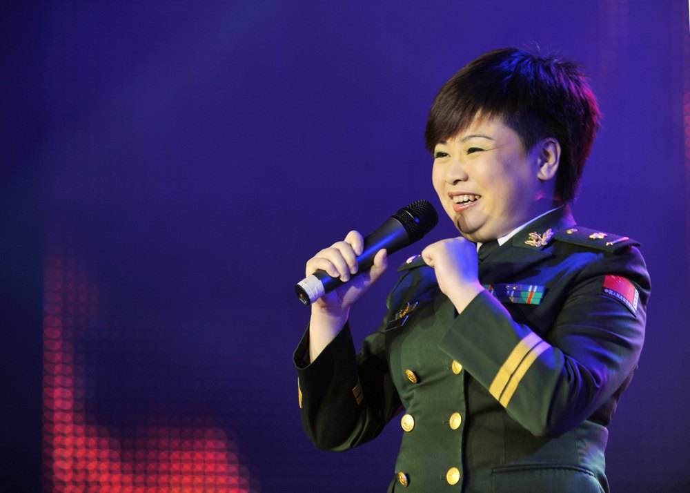 歌手李琼是哪年出生的(歌唱家李琼出生年月日和简历?)