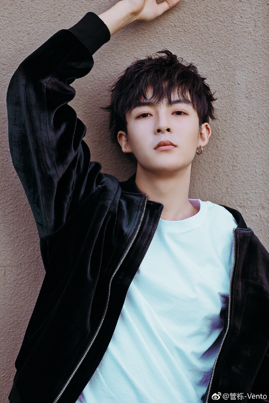 管栎父母聋哑为什么管栎不聋哑