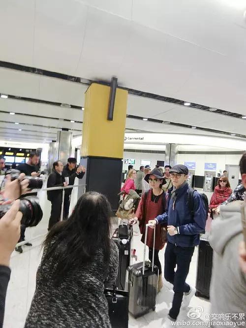 周笔畅方大同承认恋情真假？周笔畅张国立有