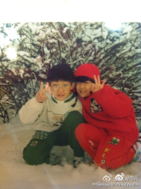 尹正的鼻子是假的吗怎么透光(尹正鼻子做过吗) 尹正的鼻子是假的吗怎么透光(尹正鼻子做过吗)