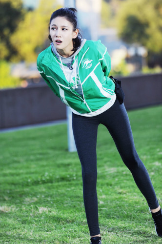 尹正的女朋友张蓝心资料照片(尹正现在有女朋友吗)