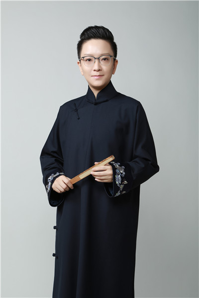 王子歌是拉拉吗?王子歌和王佩瑜谁更好? 王子歌是拉拉吗?王子歌和王佩瑜谁更好?