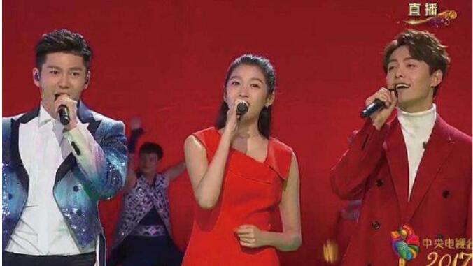 王嘉怎么和李晨这么像(李晨王嘉尔)