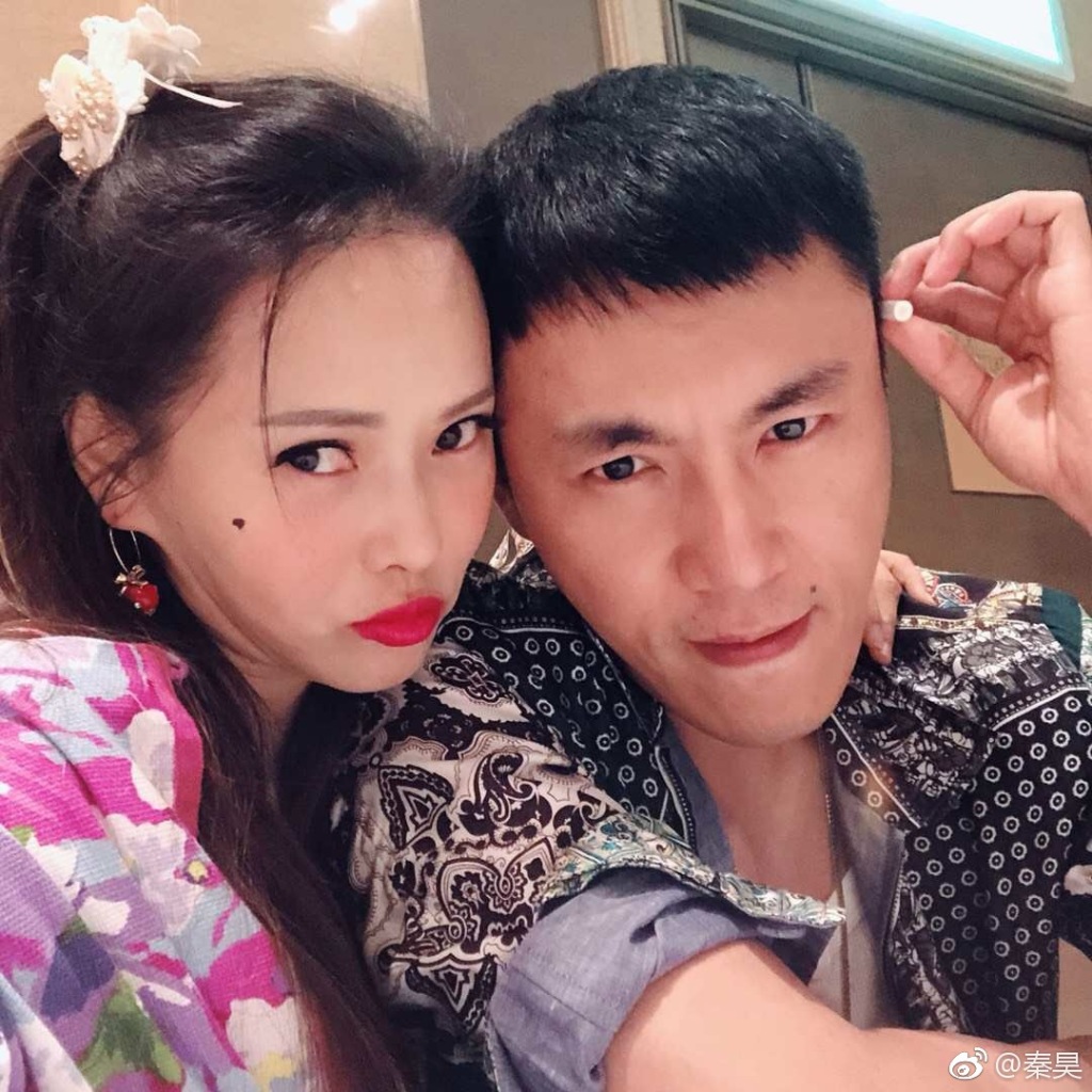 秦昊的父母是做什么的家庭背景揭秘