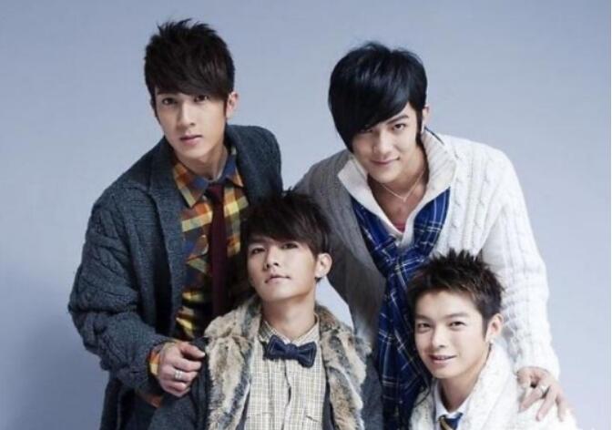 辰亦儒防队友、下手分别是什么梗？炎亚纶辰