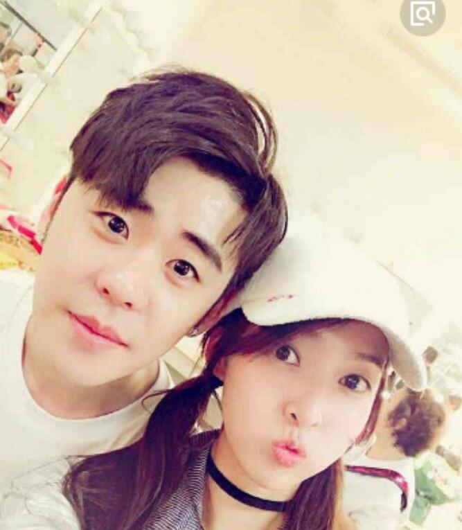 张云雷前女友是回民吗(张云雷是回民吗他的净名叫什么) 张云雷前女友是回民吗(张云雷是回民吗他的净名叫什么)