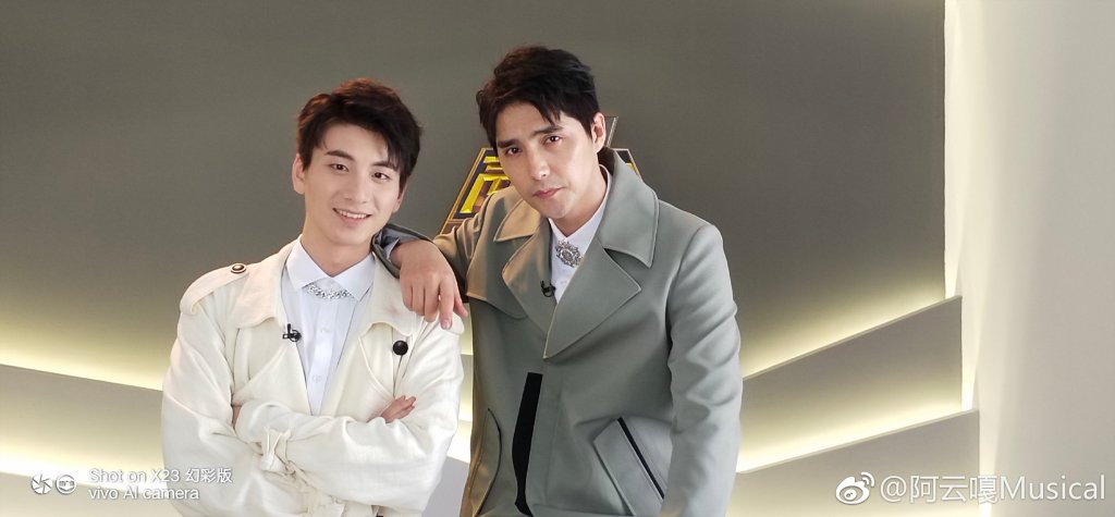 阿云嘎女朋友是鲁豫？阿云嘎和郑云龙是哪个