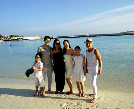 甄子菁老公照片(甄子菁的老公是谁) 甄子菁老公照片(甄子菁的老公是谁)