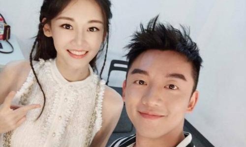 郑恺苗苗好甜自曝最大愿望生二胎(苗苗郑恺的宝宝)