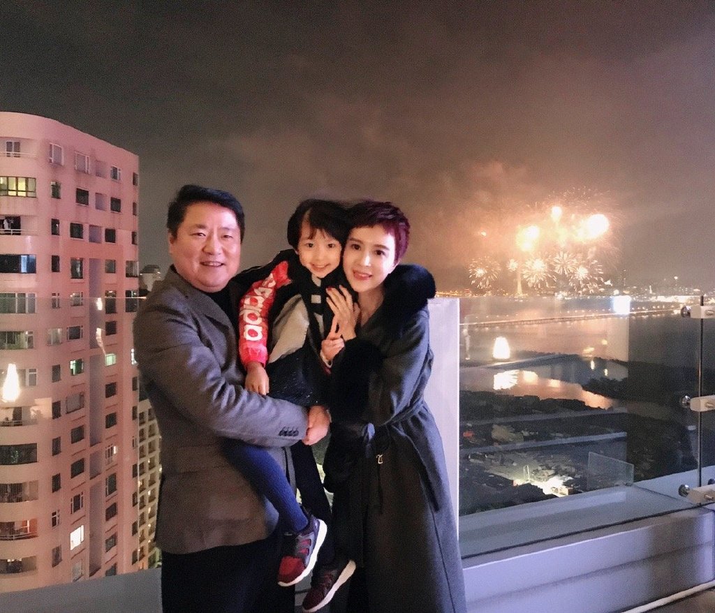 金巧巧以前老公是谁(金巧巧的老公是干什么的) 金巧巧以前老公是谁(金巧巧的老公是干什么的)