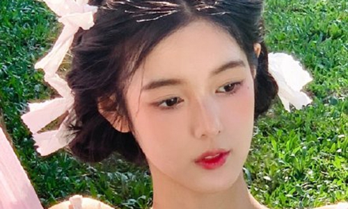 吴亦凡包场和女生看电影疑似恋情曝光(你会同情吴亦凡约过的女孩吗?)