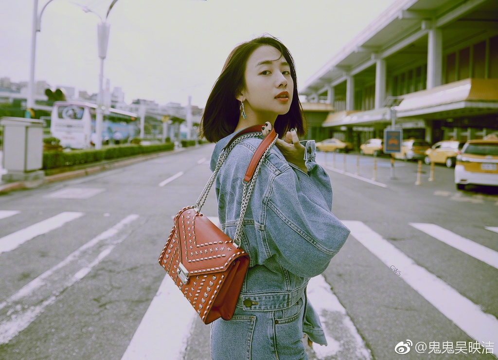 为什么撒贝宁很宠鬼鬼(撒贝宁带鬼鬼上央视)