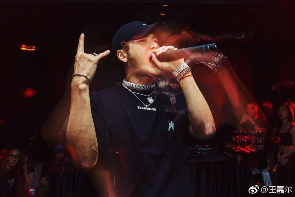 王嘉尔粉丝名jacky由来(jacky和王嘉尔是什么关系) 王嘉尔粉丝名jacky由来(jacky和王嘉尔是什么关系)