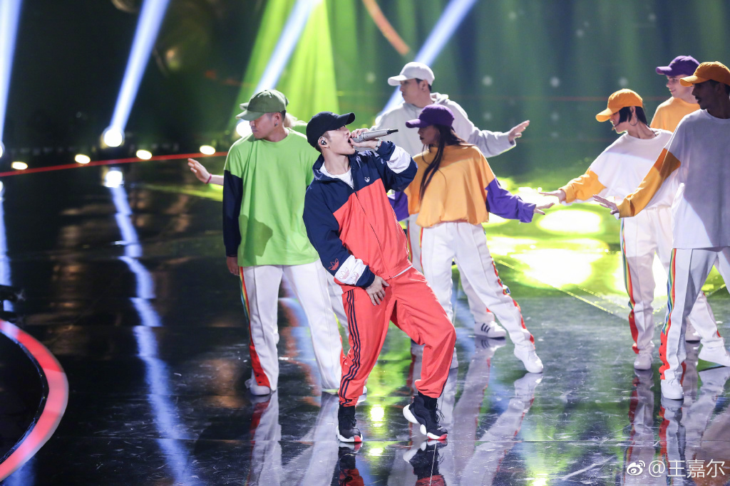 王嘉尔粉丝名jacky由来(jacky和王嘉尔是什么关系) 王嘉尔粉丝名jacky由来(jacky和王嘉尔是什么关系)