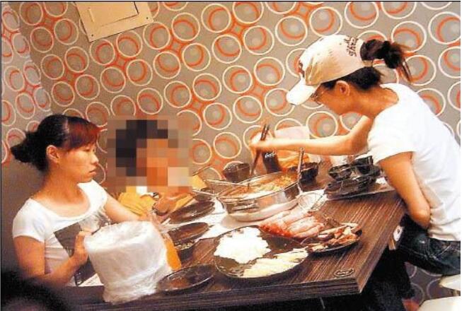 谢金燕现在过得怎么样(谢金燕怎么变样了)