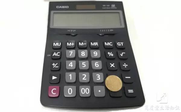 计算器上贴个五角硬币是招财作用吗？是放硬(5角硬币有什么妙用)
