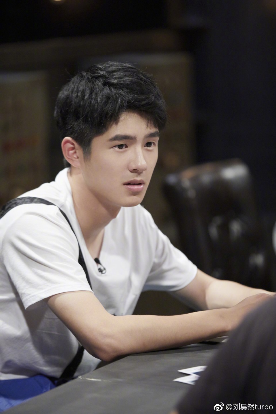 刘昊然为什么不用刘源这个真名 刘昊然为什么不用刘源这个真名