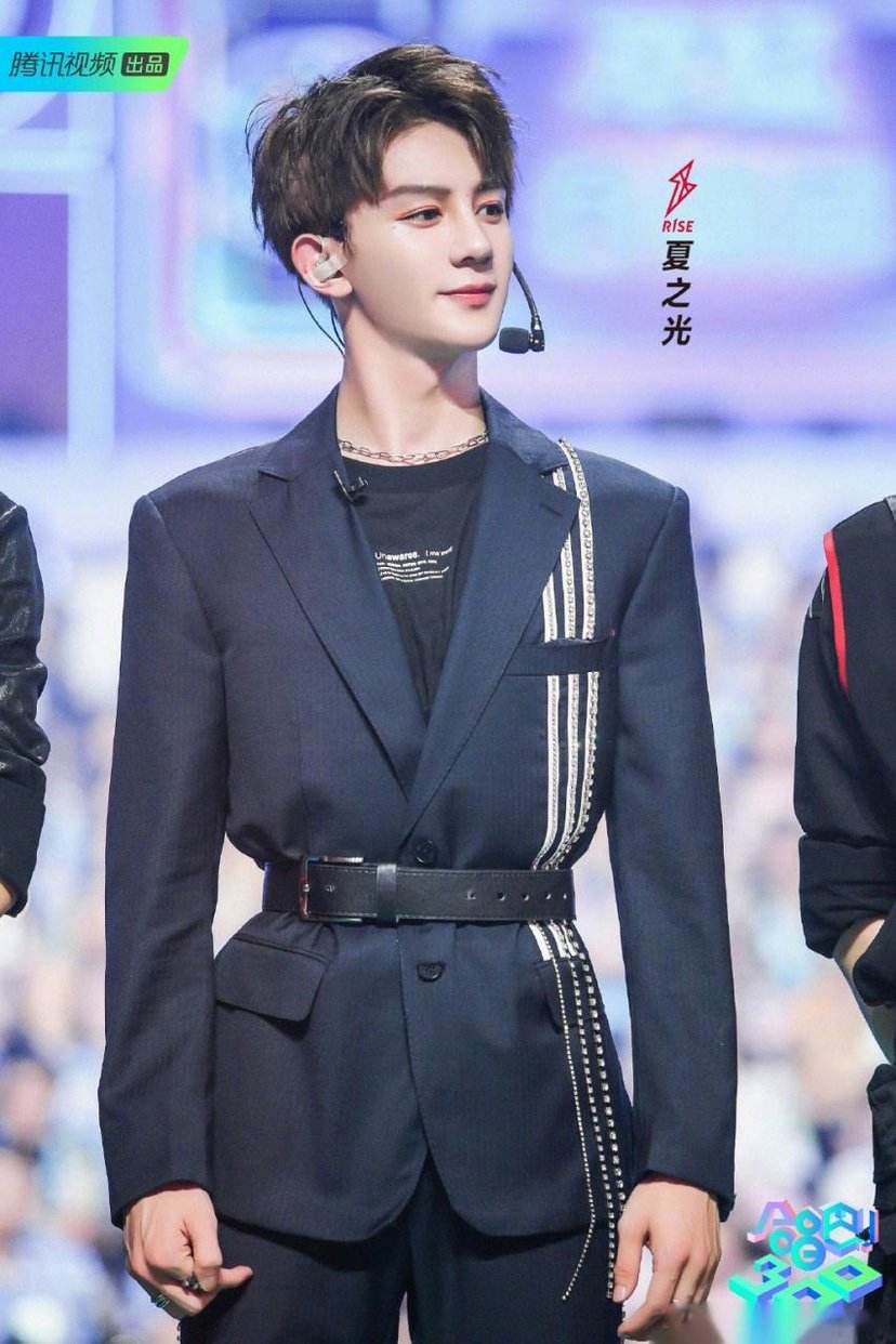 贺俊雄为什么叫5挂8 贺俊雄为什么叫5挂8